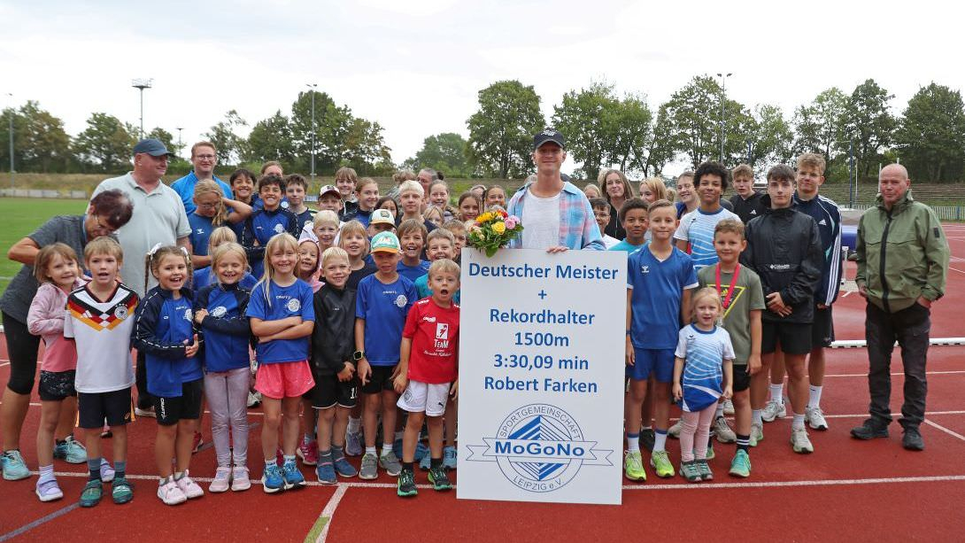 Trainingsauftakt mit Besuch des EM-Finalisten Robert Farken
